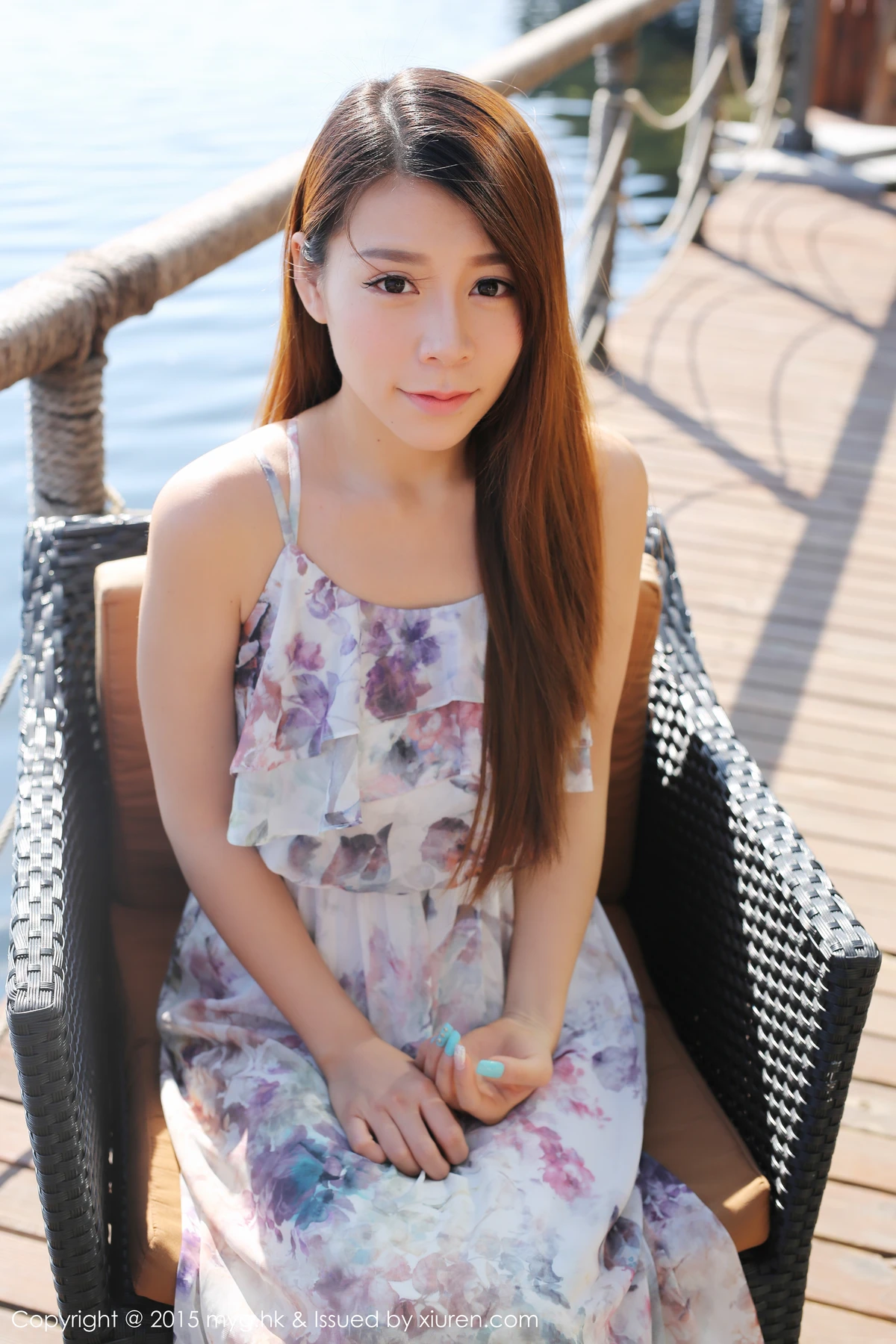 MyGirl美媛馆 Vol.106_嫩模vetiver嘉宝贝儿大理旅拍连身花长裙清新迷人写真50P - 1