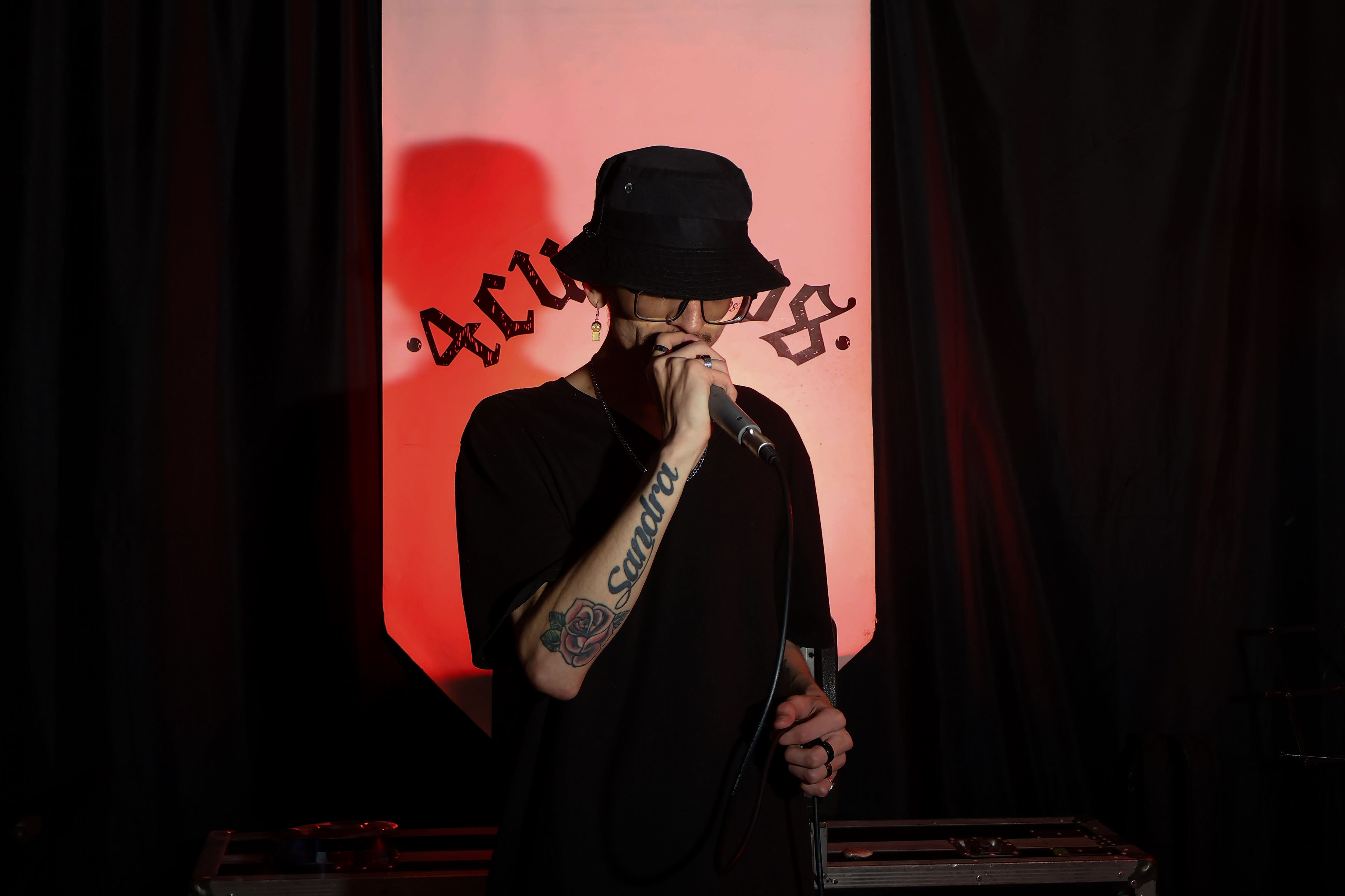 Andres - Vocalista