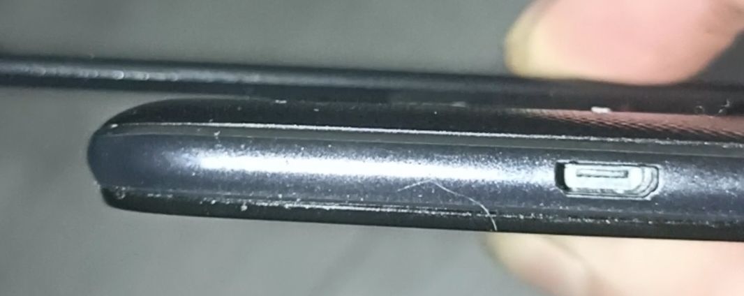 deflate and make liion battery flat swollen-li-ion battery demonstration
