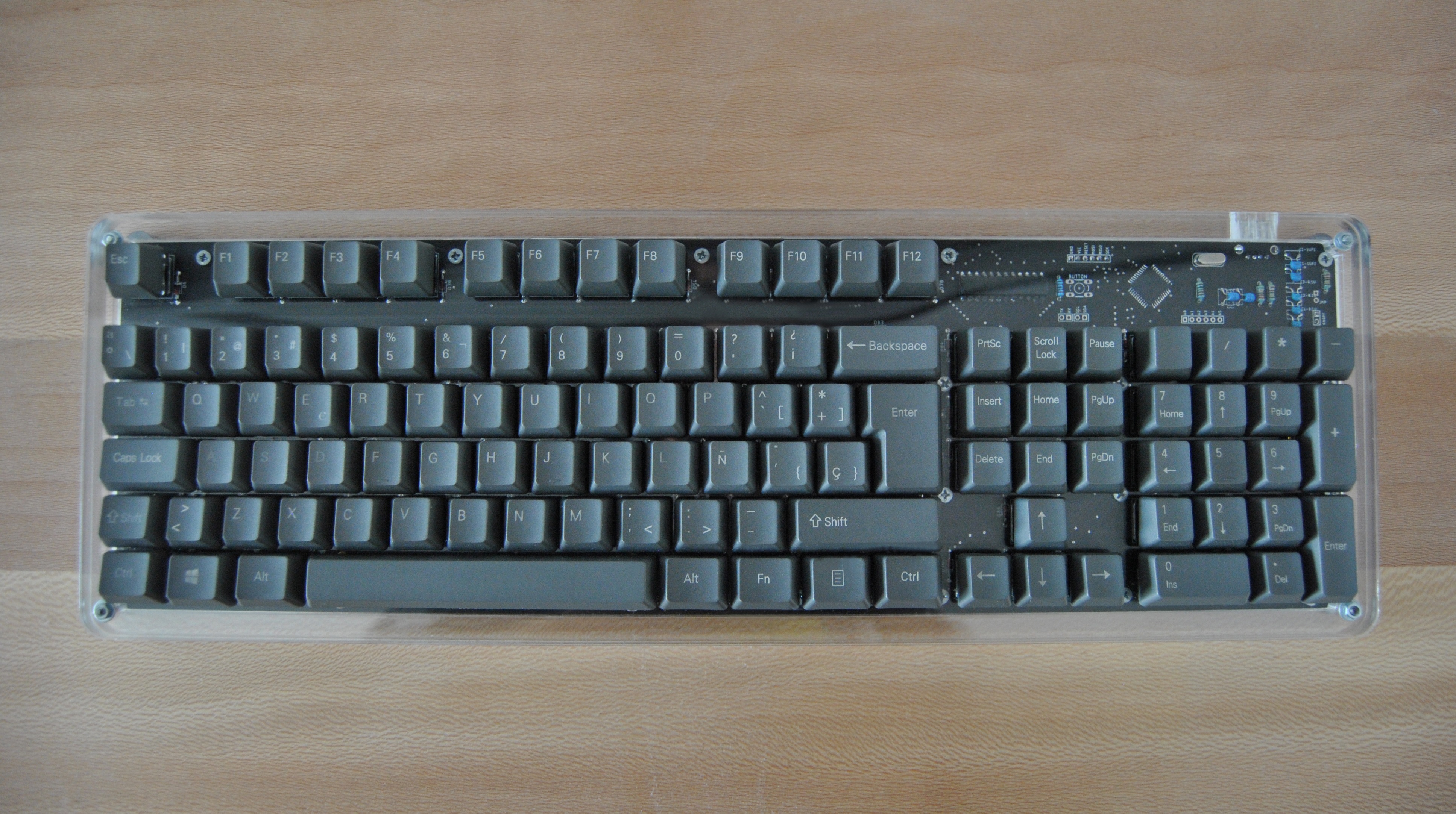 Teclado Teseracto — image 1 from the project repository