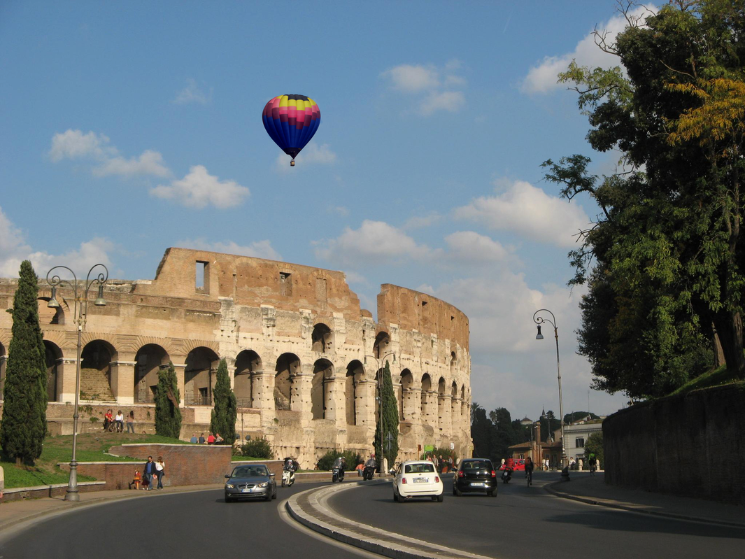 balloon colosseum