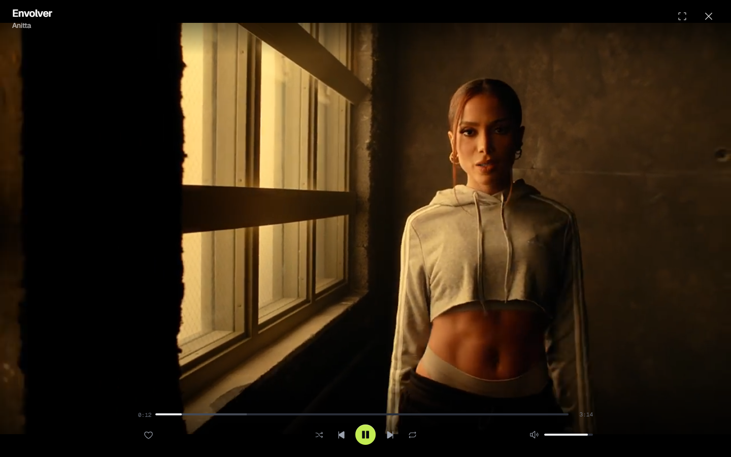 Modo cinema com o clipe maximizado