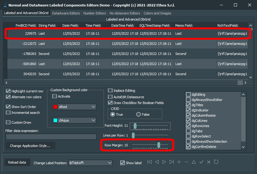 DemoDataAwareDbGridRowMargin15