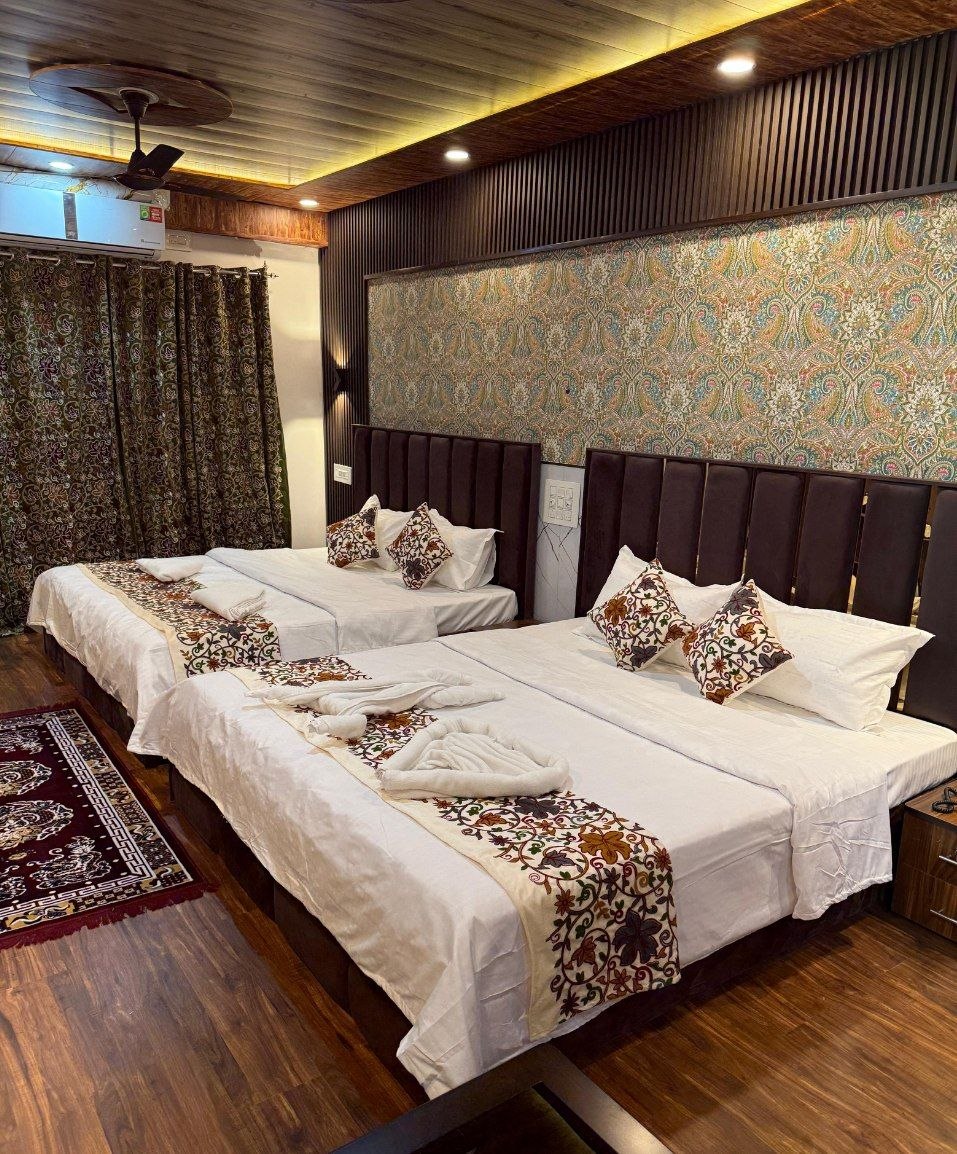 Premium Double Room - Photo 1