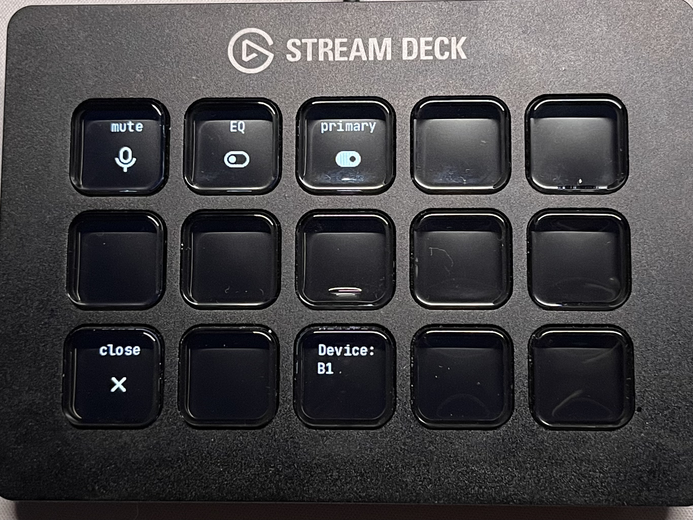 GitHub - Fl1tzi/pulsemeeter-streamdeck: pulsemeeter integration for the ...