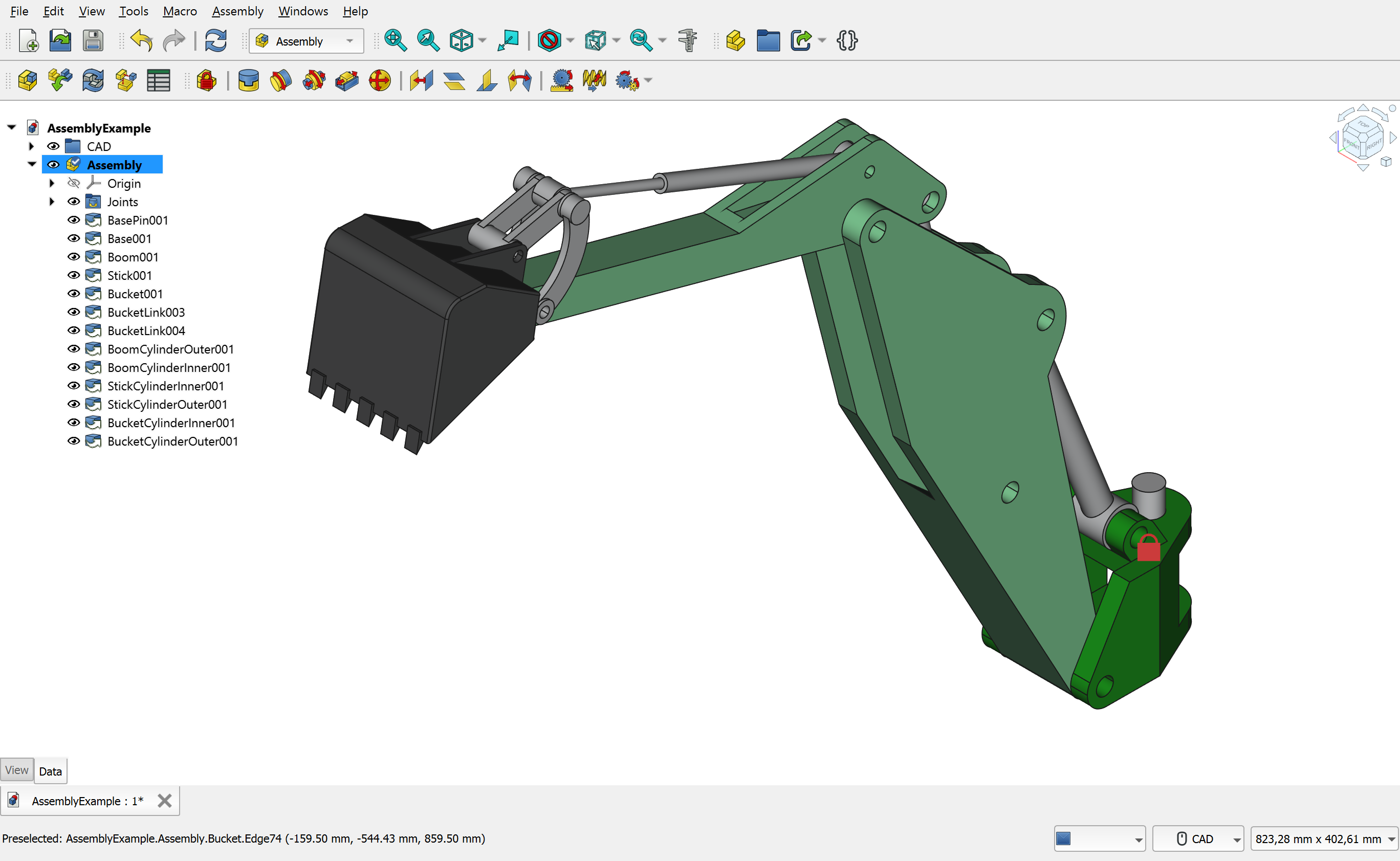 FreeCADs assembly-arbetsyta med en sammanställd grävmaskinsarm.