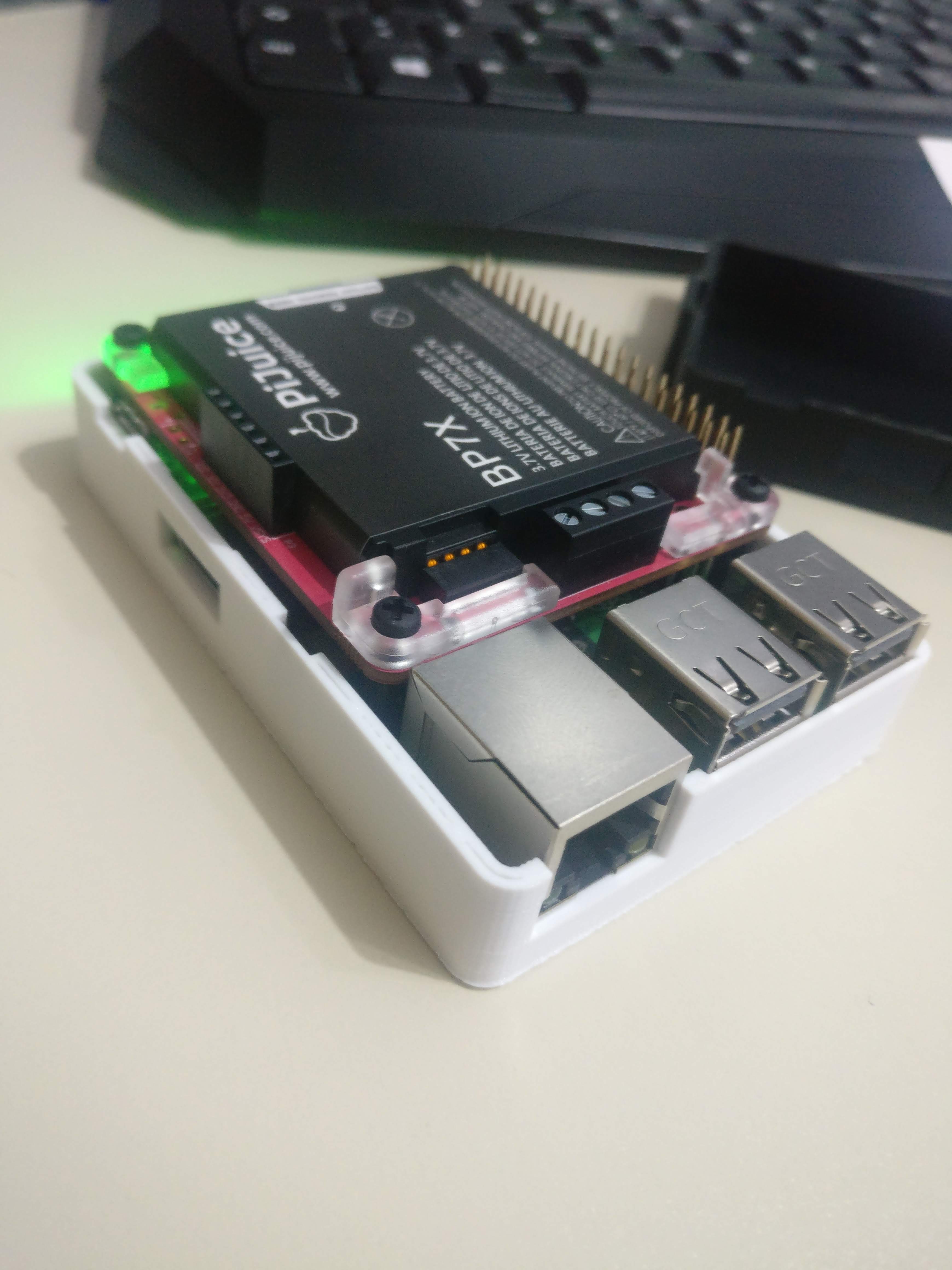 Raspberry Pi 3 with PiJuice HAT
