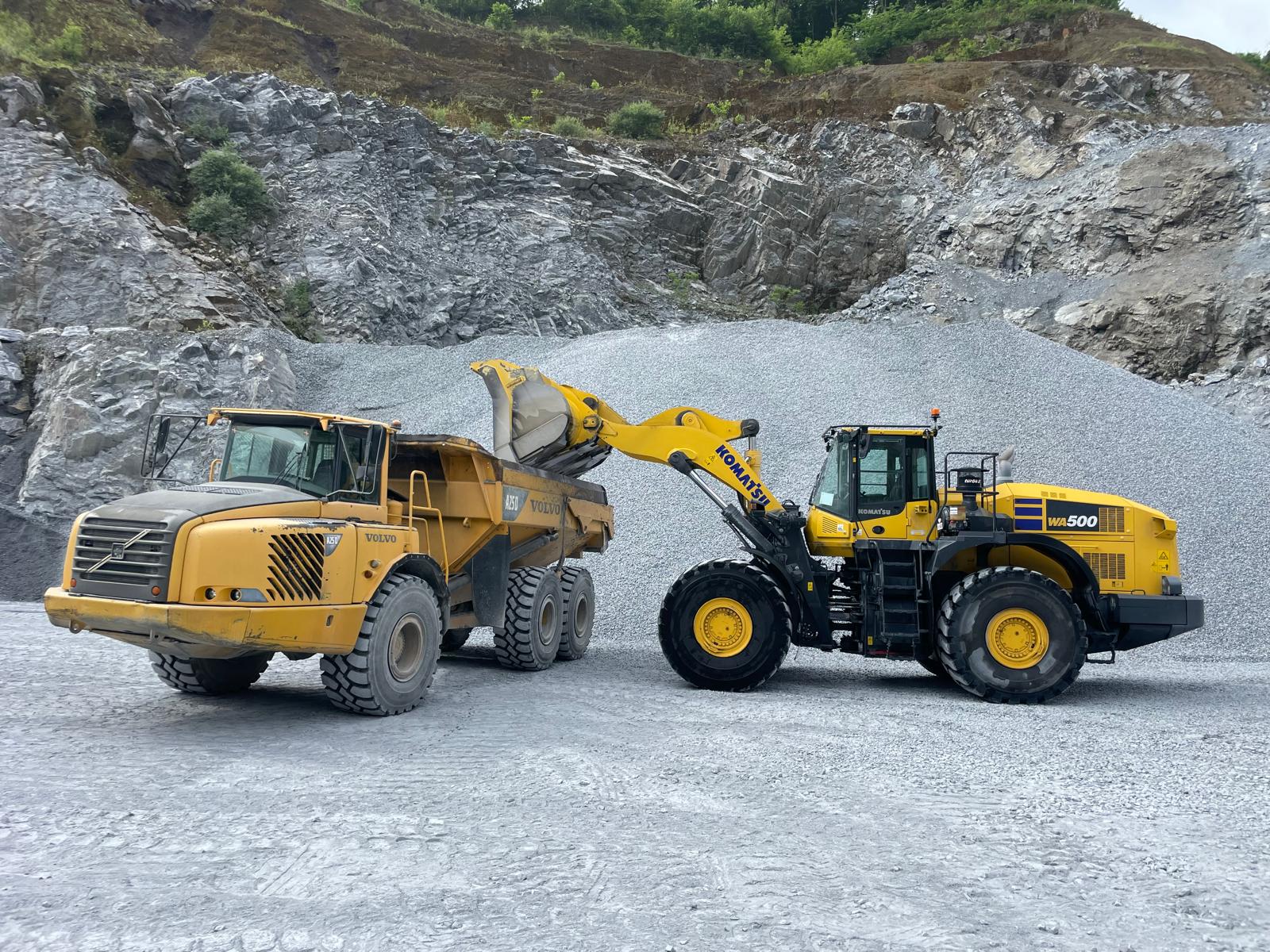 Cargadora Komatsu en la cantera