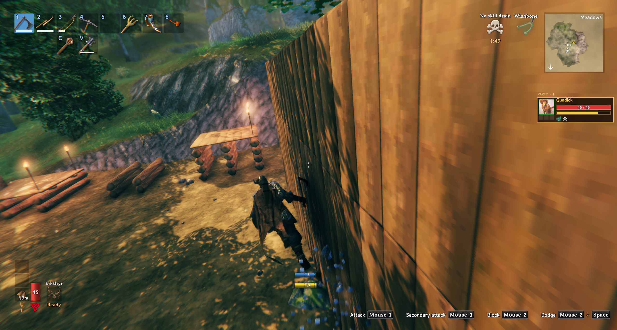 Running along a wall, the blue parkour bar above the stamina bar