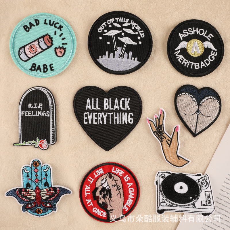 boutique cloth sticker embroidery letter round badge patch clothing accessories chapter