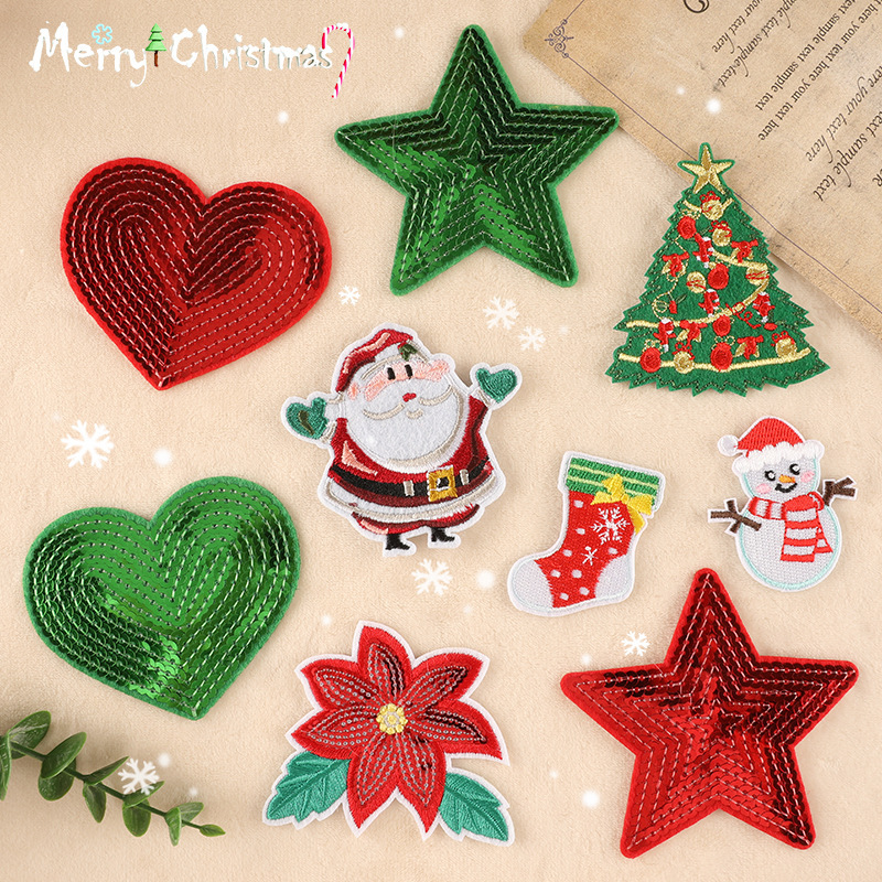 Iron on patches Christmas Series Cloth Label Clothing Accessories Badge Adhesive Patch Sticker Source Embroidery Cloth Sticker