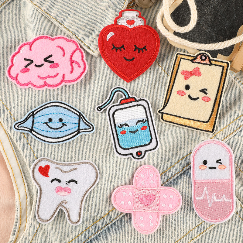 Doctor Nurse Cloth Label Easy Pull Buckle ID Buckle Badge Clothing Accessories Iron on patches Embroidery Sticker Cloth Sticker