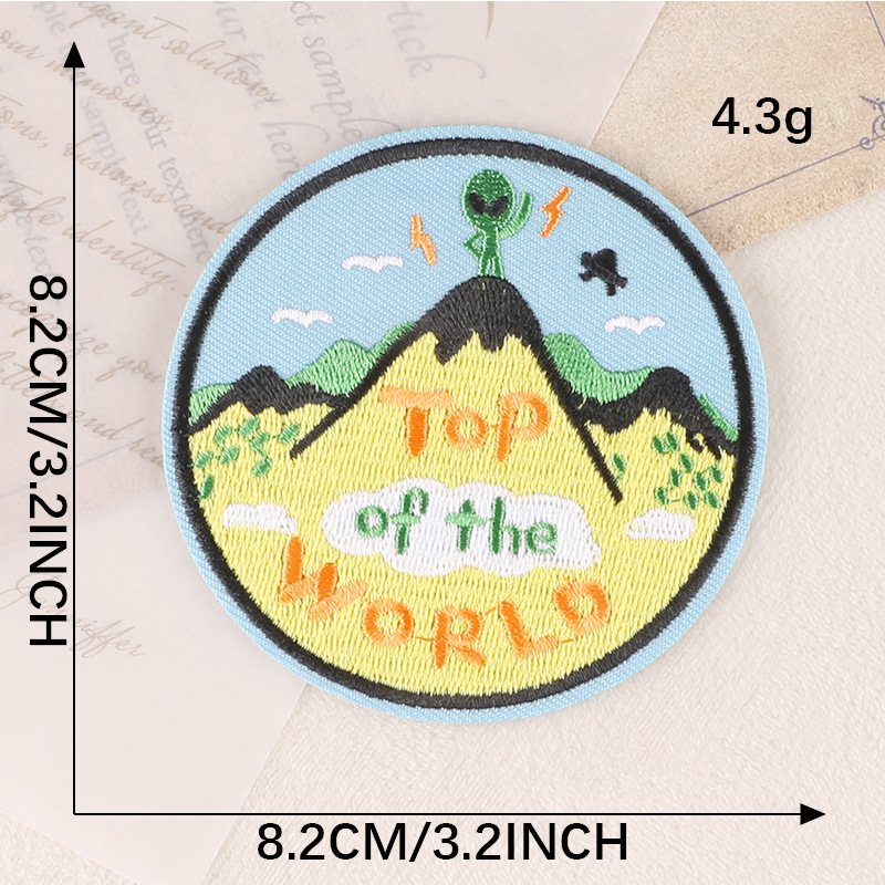 Iron on patches green hand badge clothing accessories alien patch sticker embroidery cloth sticker