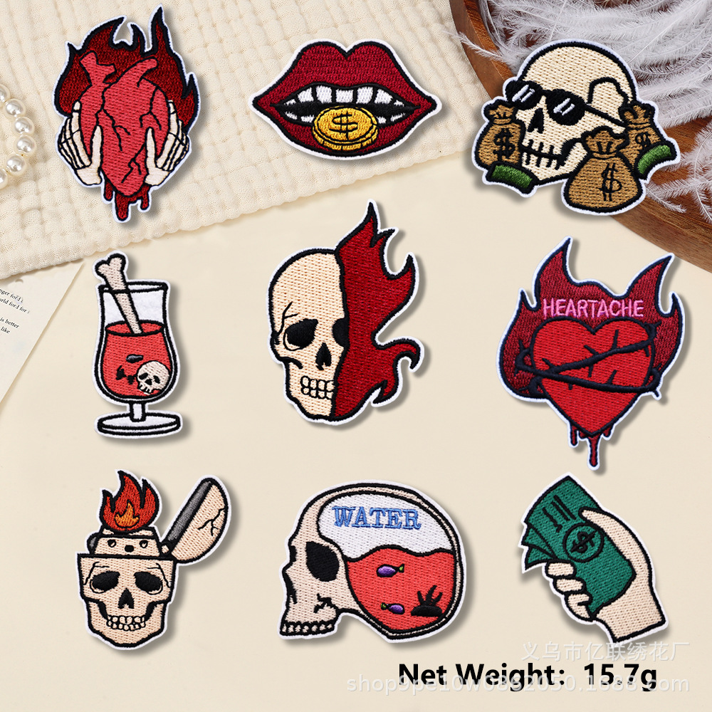 Embroidery cloth sticker skull pattern embroidery sticker self-adhesive patch sticker hand decoration DIY clothing accessories factory
