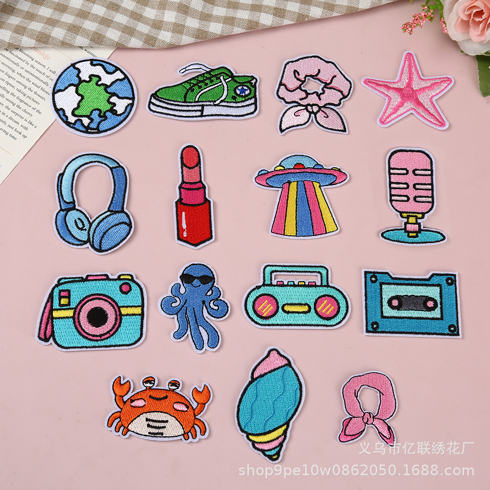 Embroidery cloth stickers, cartoon pattern embroidery stickers, hot melt adhesive self-adhesive cloth stickers, jacket patches DIY clothing accessories