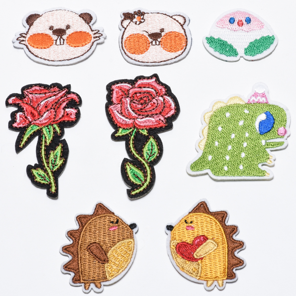 embroidered rose flowers patch Clothing accessories Self-adhesive cloth sticker
