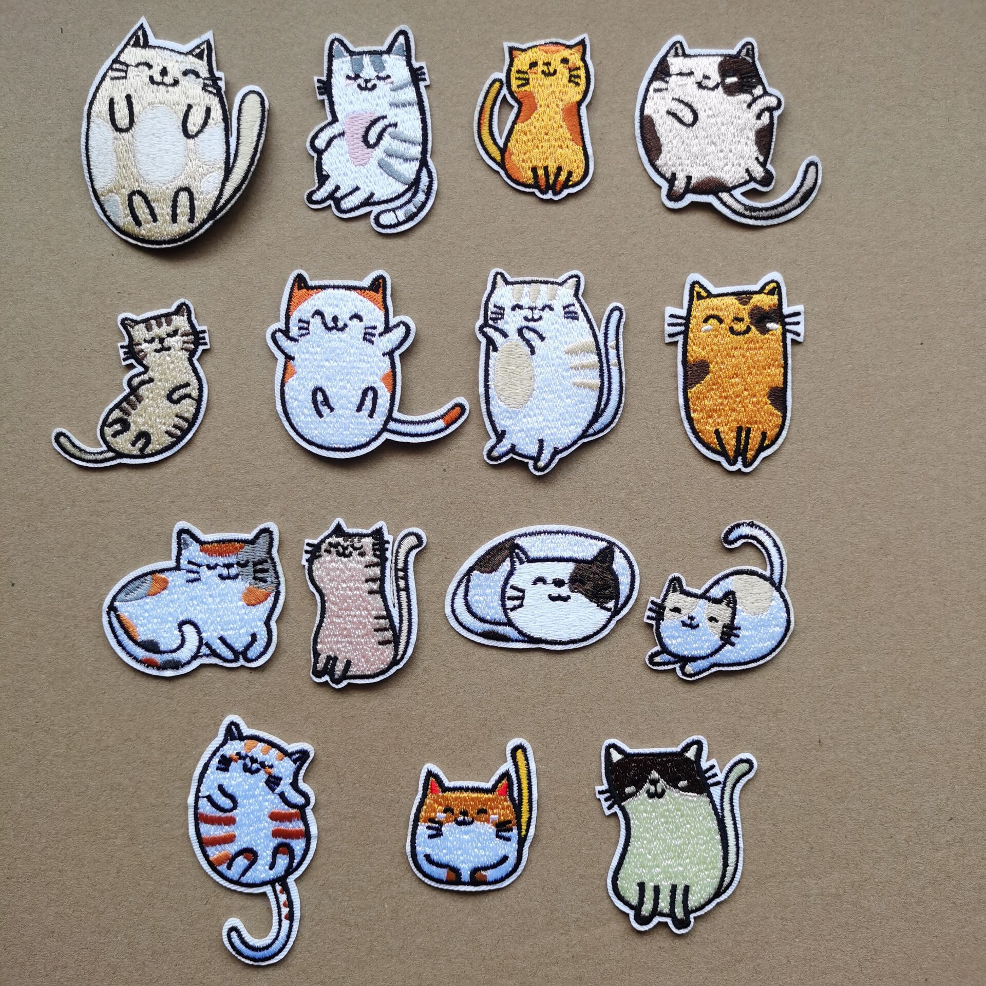 cat family full set of cloth stickers cartoon kitten patch stickers adhesive-backed label