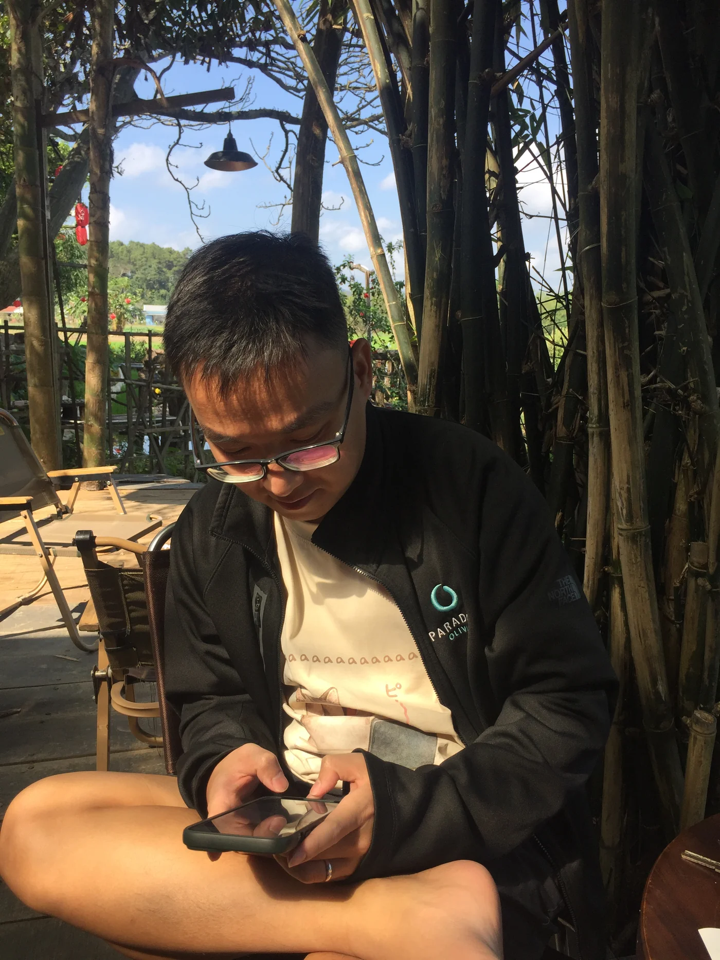hoangyell vibe coding cafe iphone