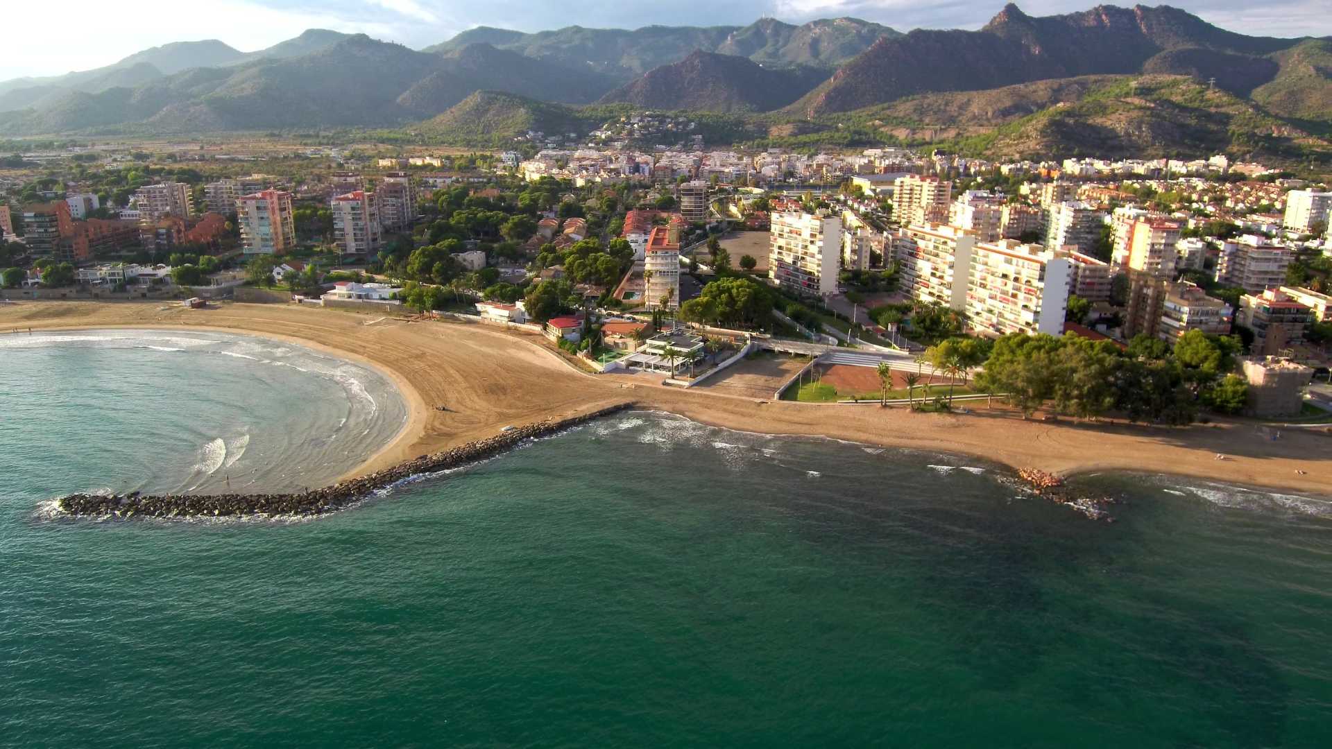 Benicàssim: playas tranquilas y paseo marítimo