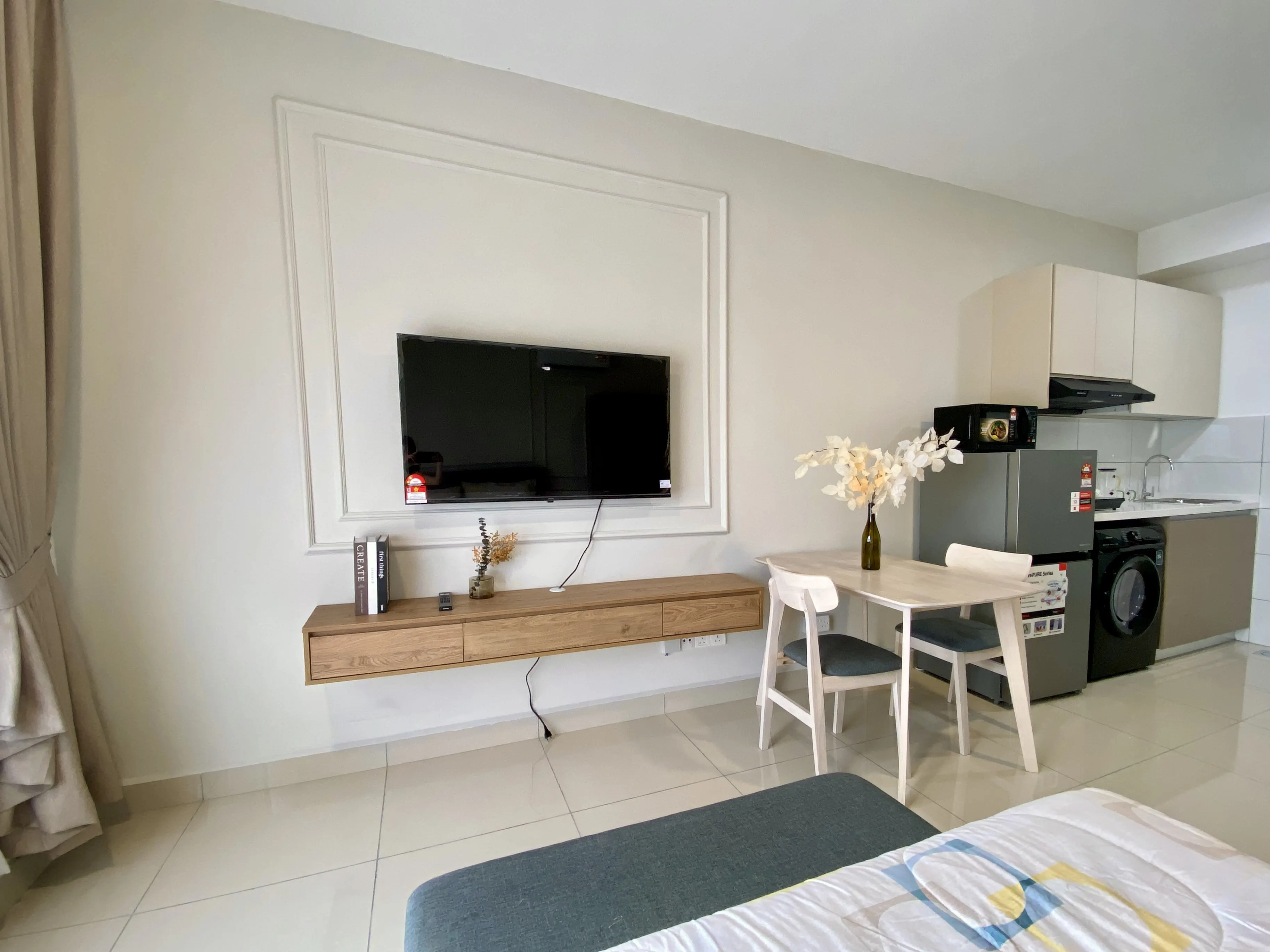 TV Feature Wall & Dining Area