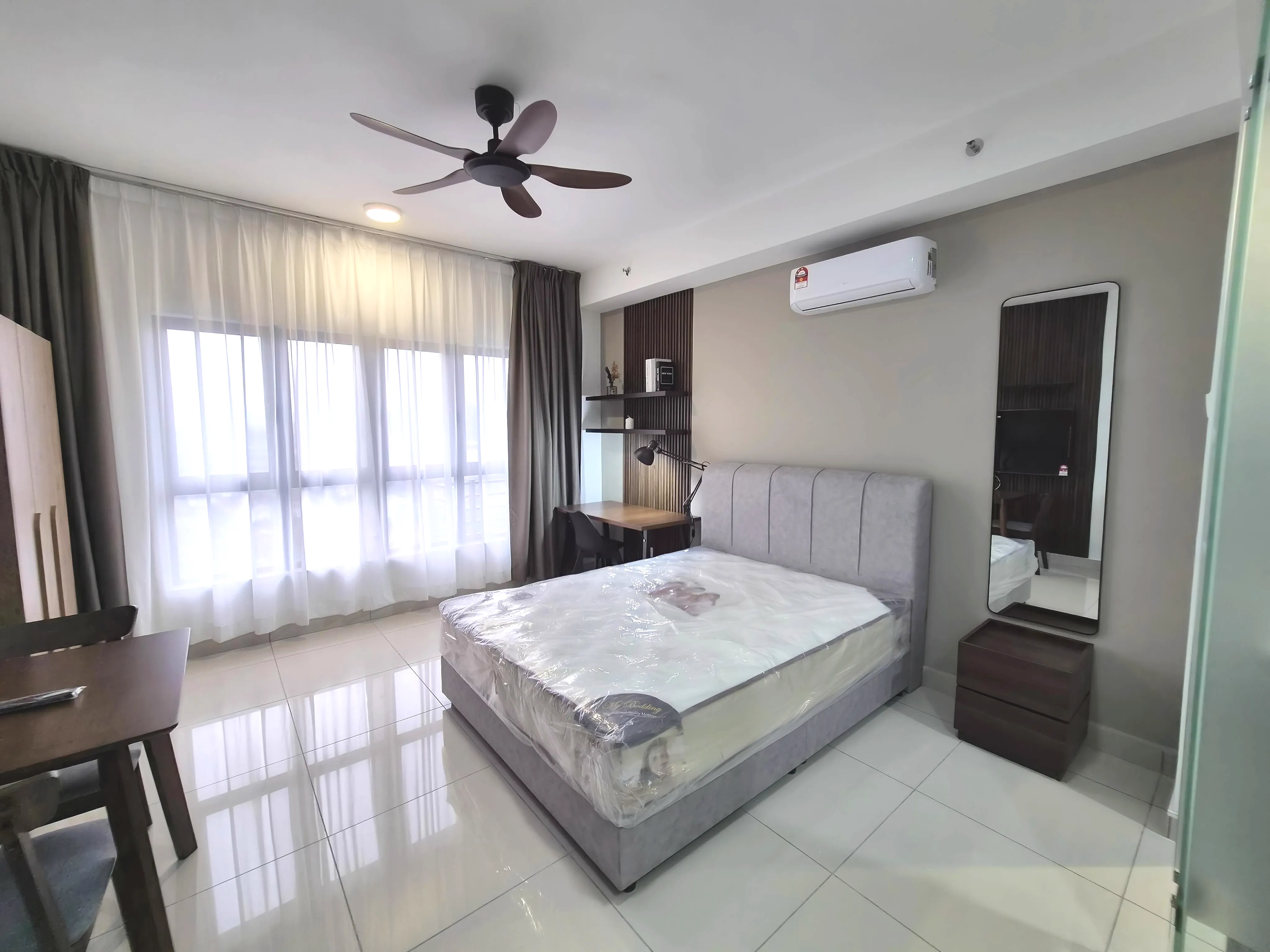 Sleeping Area by the Window