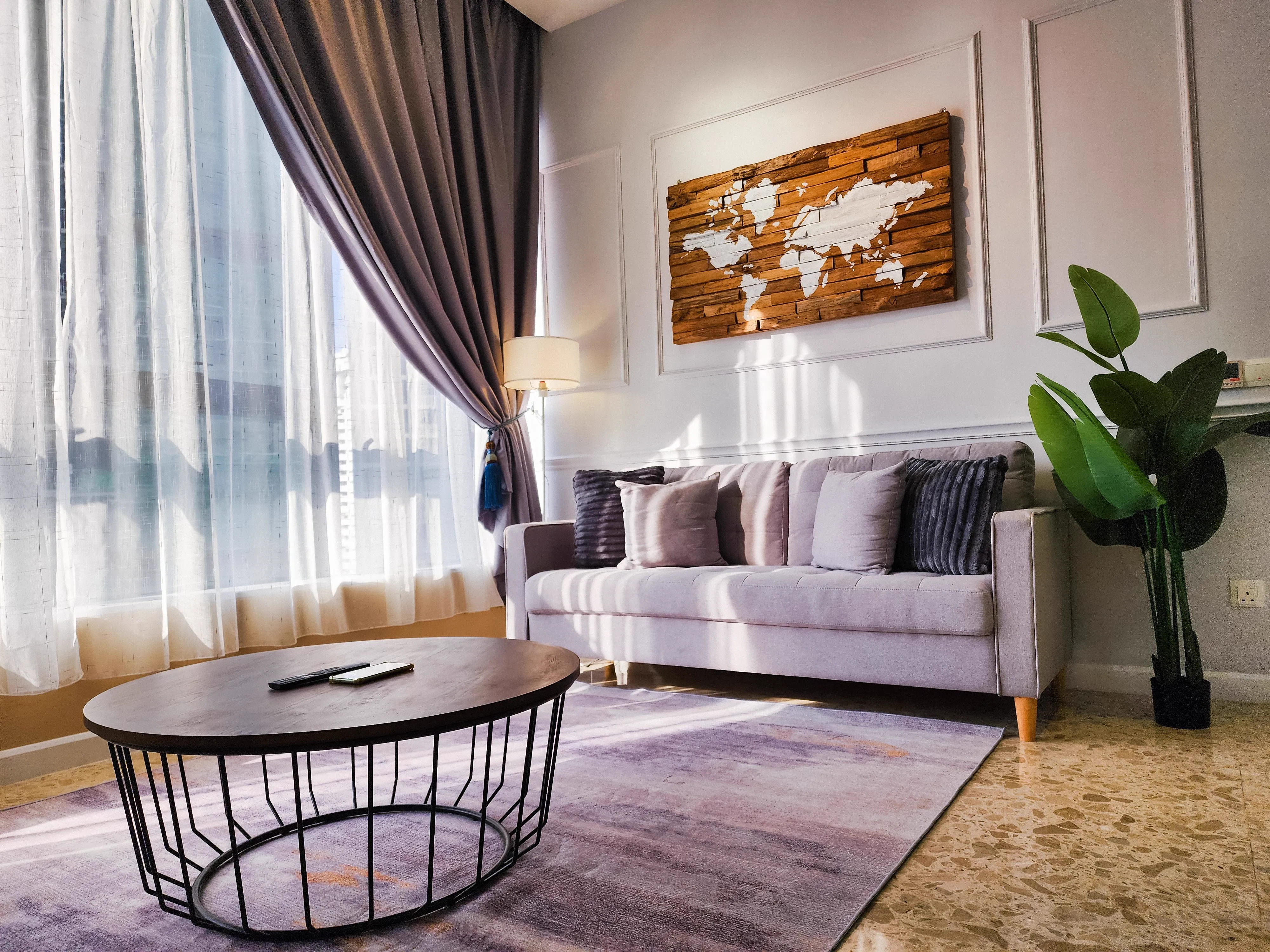 Sofa & Lounge Area
