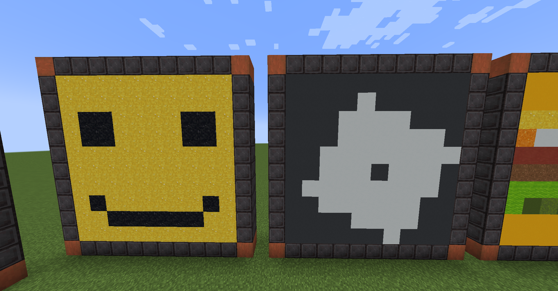 'LEGO® face' & 'Roblox™ logo'