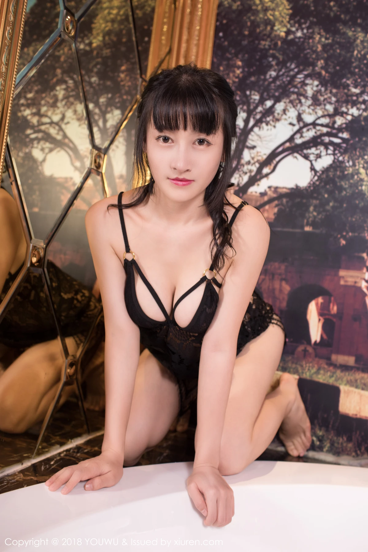 YouWu尤物馆 Vol.107_女神小探戈浴室里性感黑色蕾丝内衣撩人姿势极致诱惑写真50P - 3