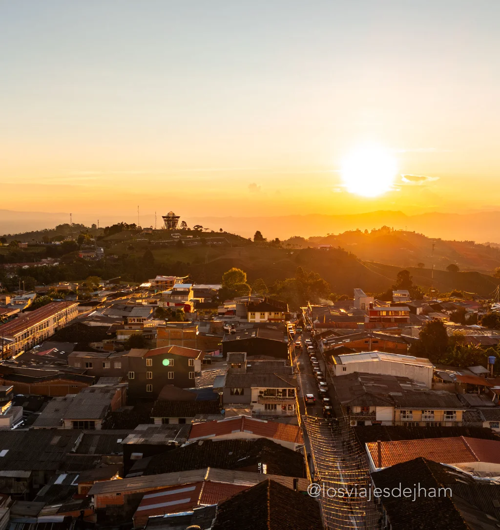 Pôr do sol em Filandia Quindío Pôr do sol em Filandia Quindío