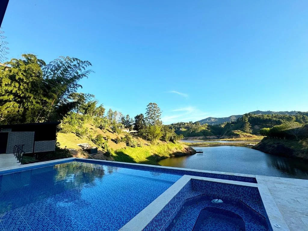 Rooca Habitat Guatape Hotel Guatape