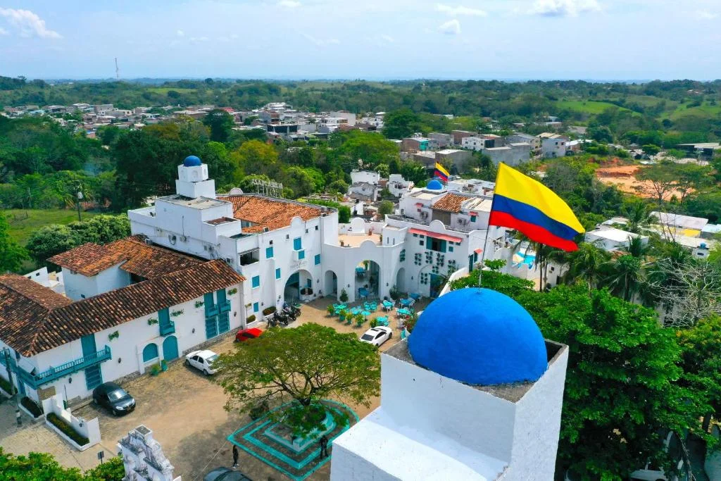 Hotel Aldea Plaza Santorini Colombiano Hotel Santorini Colombiano Doradal Antioquia