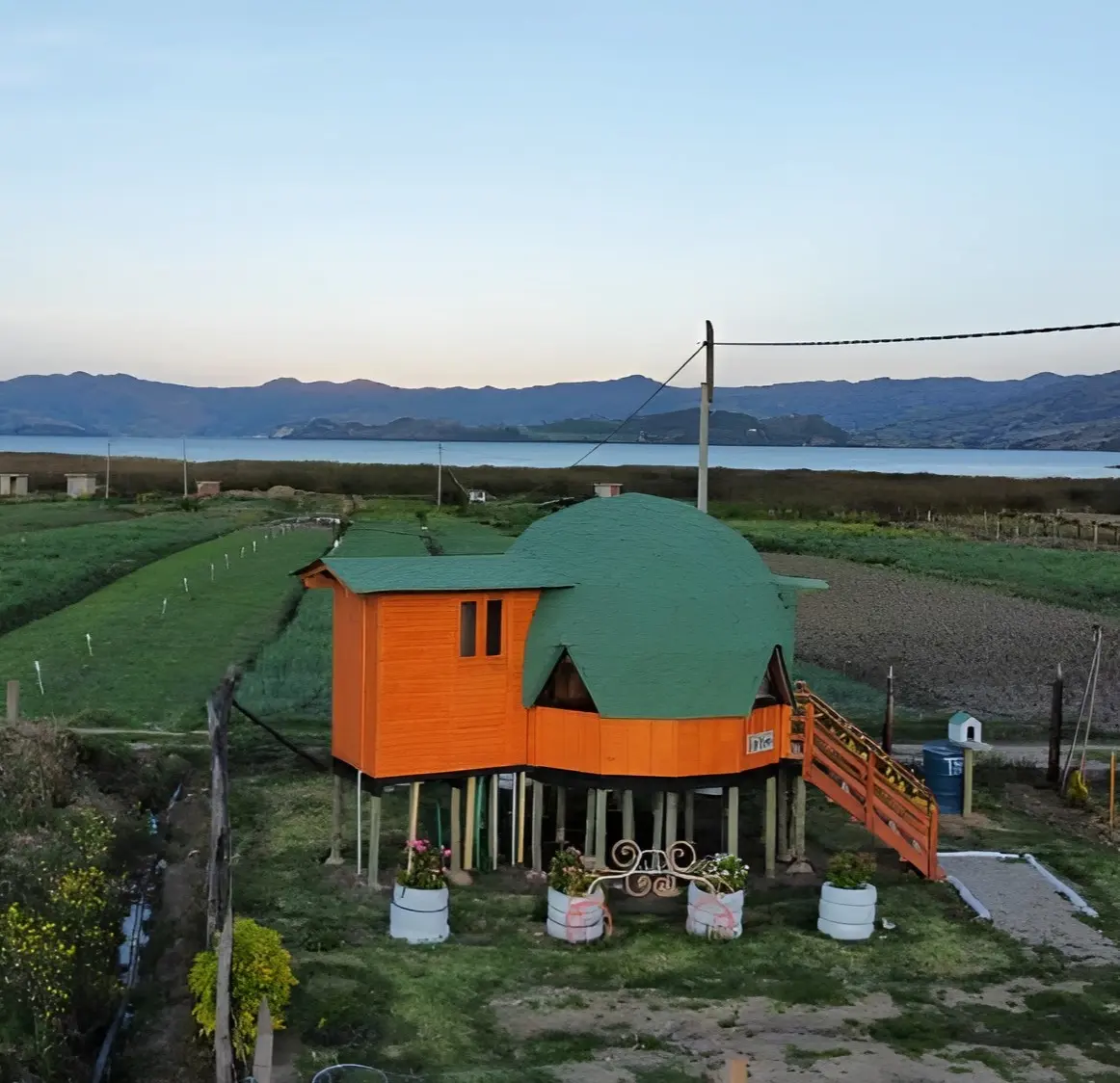 Cabaña en la Laguna de Tota