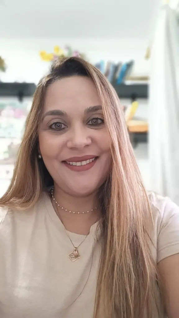 Foto de Simone Coelho, psicóloga e psicanalista