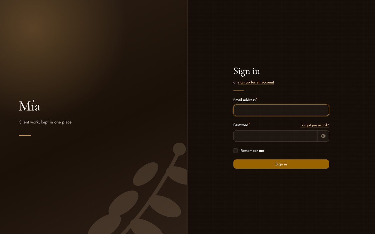 The split stage composition in dark mode
