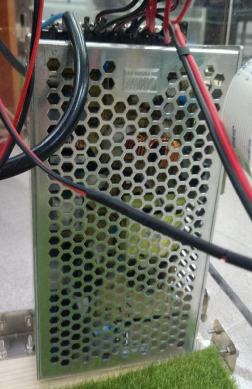 图4.1 开关电源实物图