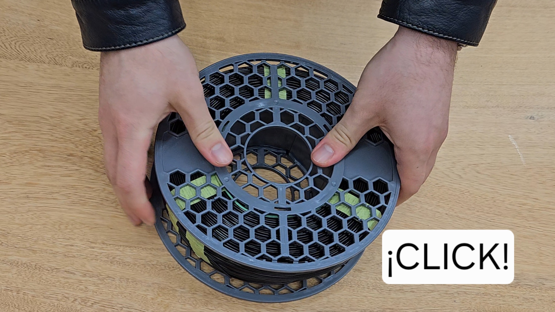Carrete cerrado con clic
