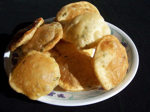 Chilli Pooris