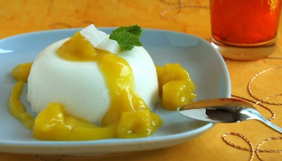 Mango Coulis with Saffron