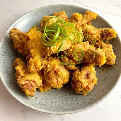 Salted Egg Chicken Wings