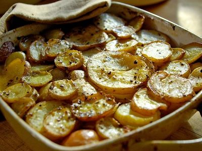 Boulangère Potatoes
