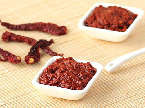 Kashmiri Red Chilli and Garlic Chutney
