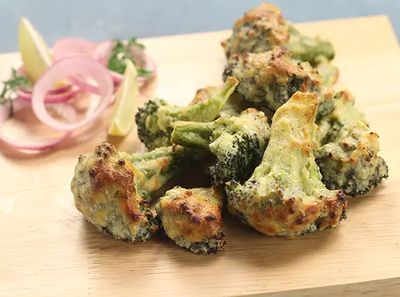 Tandoori Broccoli, Cauliflower & Red Onion