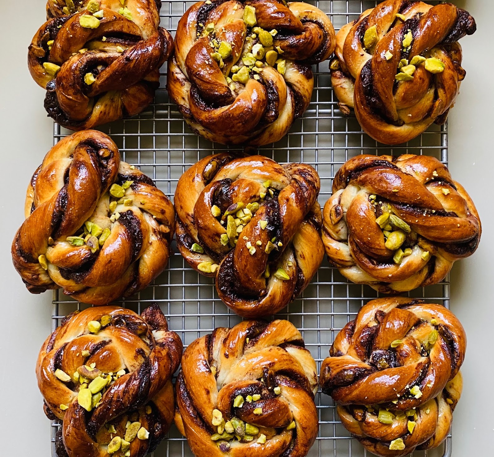Pistachio Babka Buns