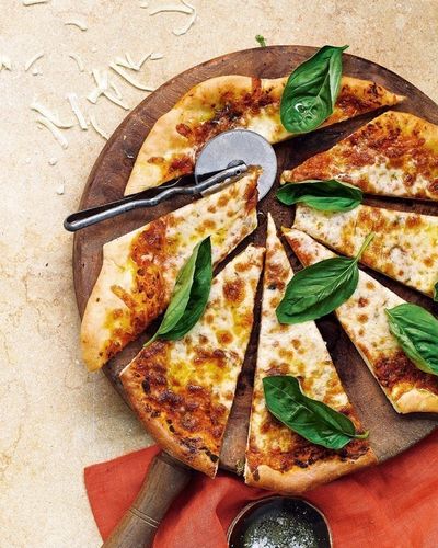 The Ultimate Margherita Pizza