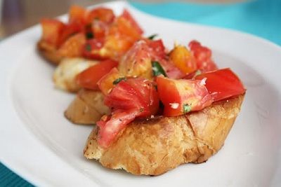 Bruschetta Platter (Tomato and Roasted Pepper)