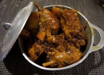 Cari Poulet Et Pomme de Terre