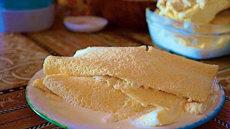 Urum (Mongolian Clotted Cream and Sugar)