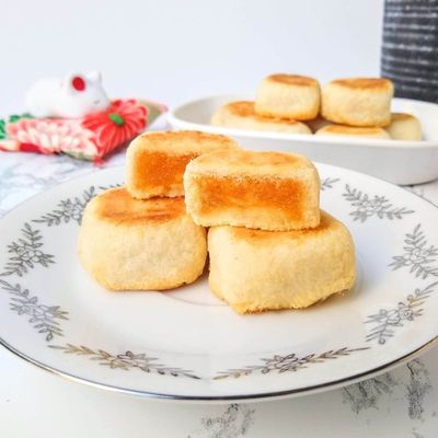 Pineapple Cake