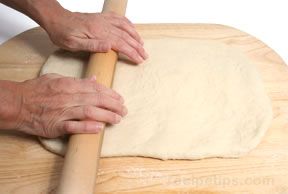 Scoring diagonal slashes across the bloomer