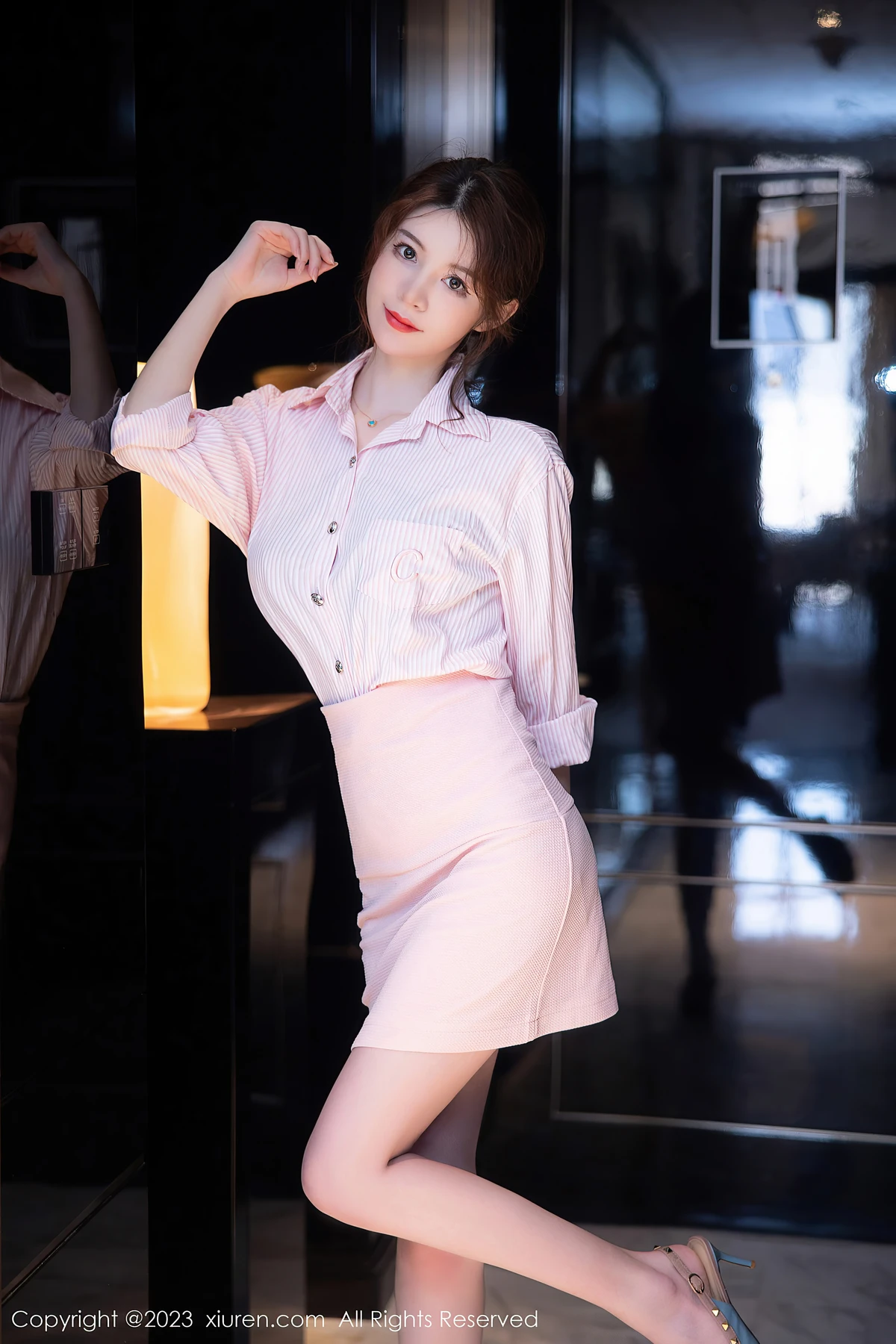 XiuRen No.6451 yoo优优 粉系蕾丝暴击！83P写真解锁她的娇俏性感密码 - 1